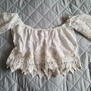 iris size medium white lace crop top